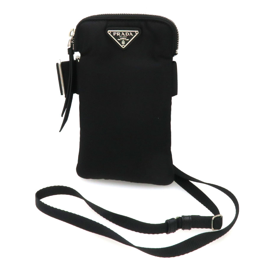 ナイロンポーチ