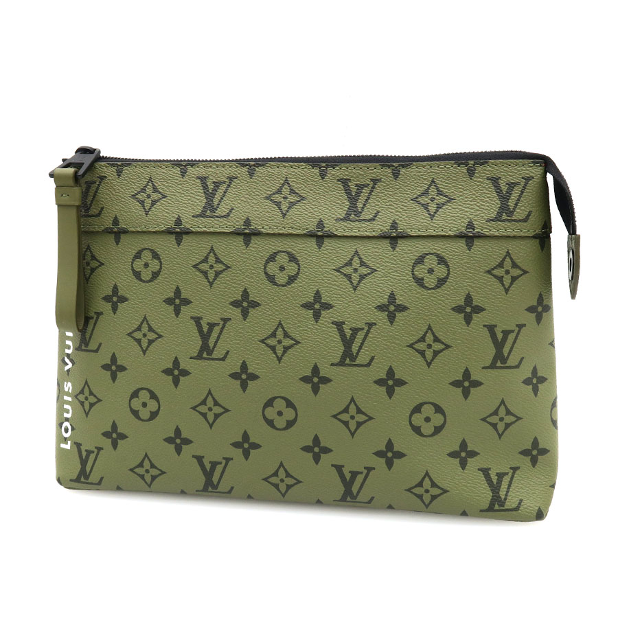 ポシェット ヴォワヤージュ