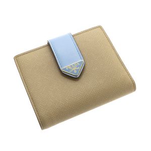 2つ折り財布