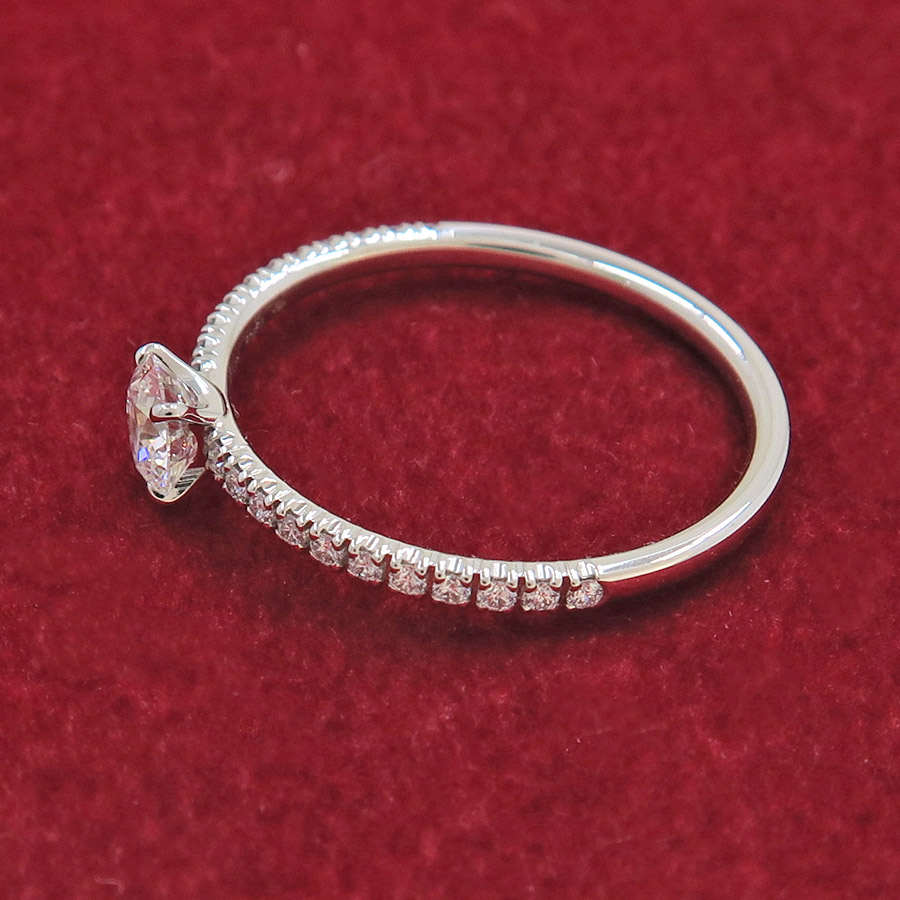Cartier エタンセルドゥカルティエリング💍 size:54 カーブが美しく指を見せてくれるデザインでイチオシです❤️ #cartier#ring  #カルティエ#エタンセルドゥカルティエリング #エタンセルドゥカルティエ #k18ジュエリー #K18#jewelry#ジュエリー #ブランド好き  #ブランド 