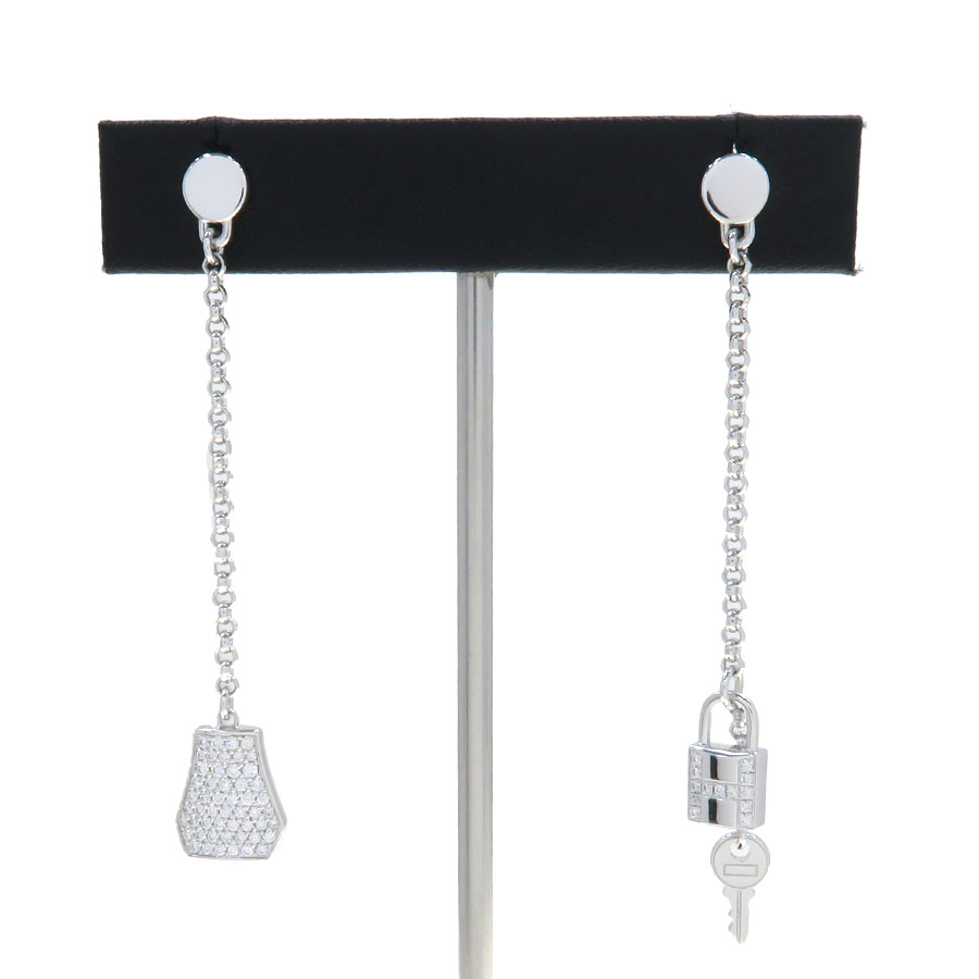 ケリークロシェットダイヤピアス