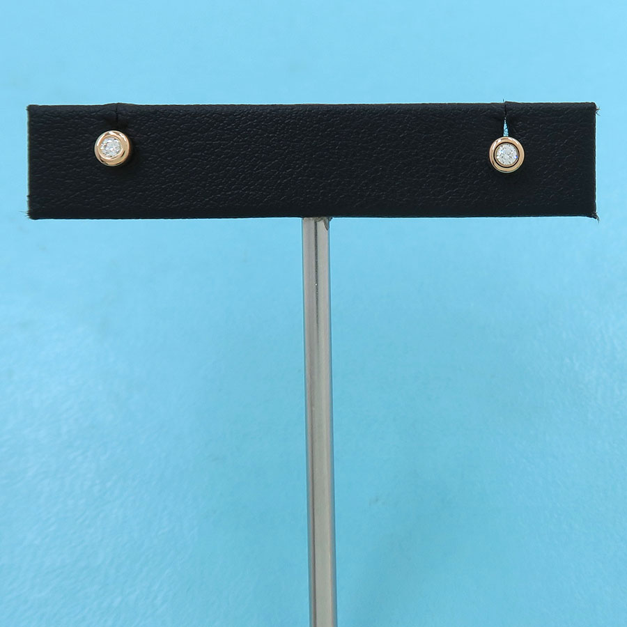 バイザヤードピアス/合計D0.06ct