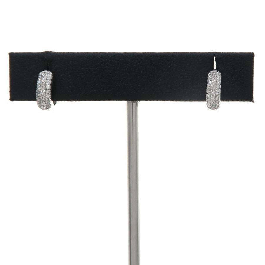 K18WGダイヤピアス