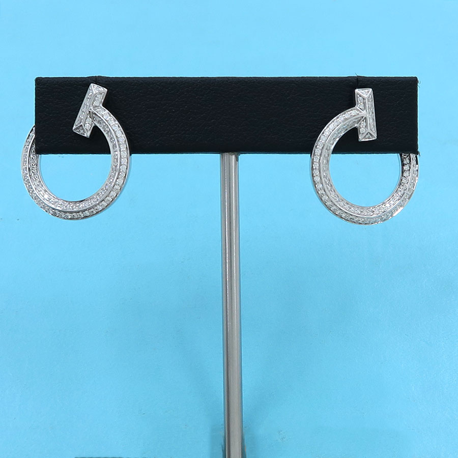 Tワンオープンフープダイヤピアス