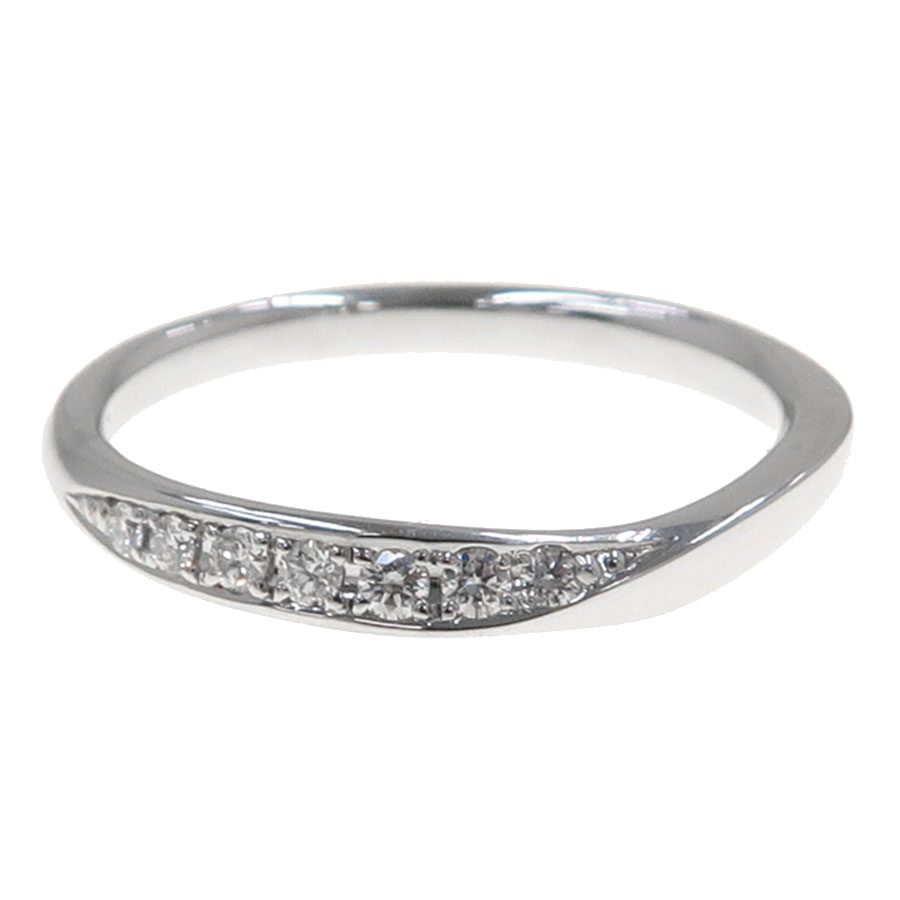 クラウンダイヤリング