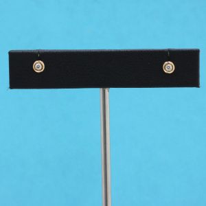 バイザヤードピアス/合計D0.06ct