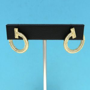 Tワンオープンフープダイヤピアス