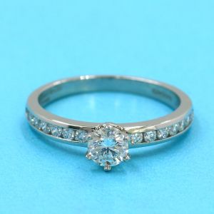 チャネルセッティングリング/D0.35ct