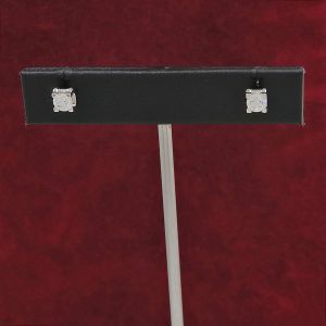 Cドゥカルティエダイヤピアス/D0.26ct×2