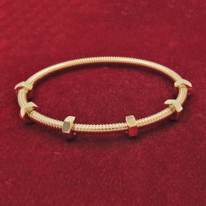 エクルドゥカルティエブレスレット
