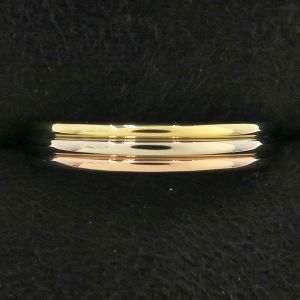 スリーゴールドウェディングリング