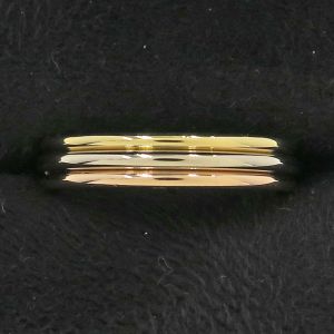 スリーゴールドウェディングリング