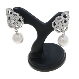 カメリアダイヤパールピアス