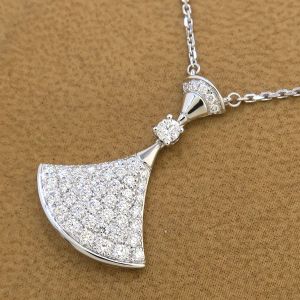 ディーヴァドリームダイヤネックレス