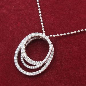 エタンセルドゥカルティエダイヤネックレス