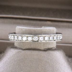 デディカータアヴェネチアリング/ハーフエタニティ