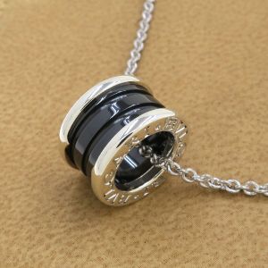 セーブザチルドレンネックレス
