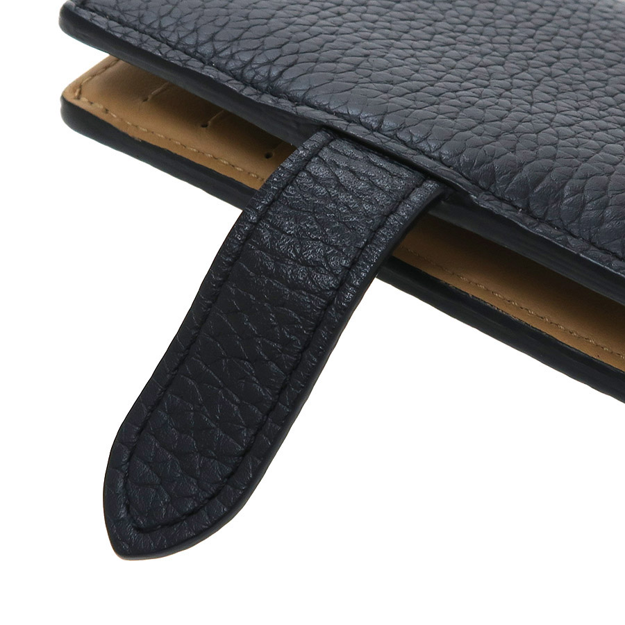 LV ヴェルティカル ウォレット コンパクト カプシーヌ｜ルイ