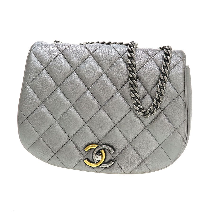 マトラッセ･Wチェーンショルダー