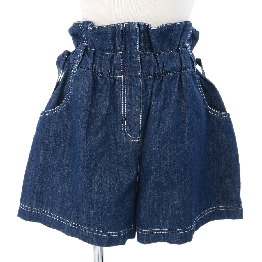 ショートパンツ