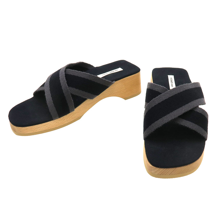 フールトゥ･サンダル