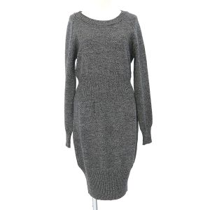 ニットワンピース