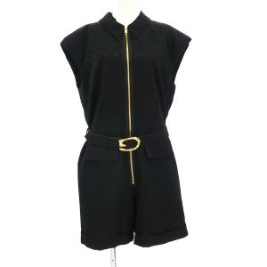 ジャンプスーツ