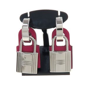 オーケリーピアス