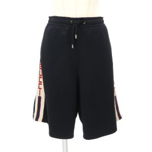 ショートパンツ