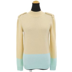 ニットトップス