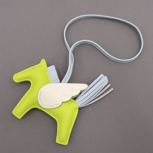 ロデオチャームペガサスPM