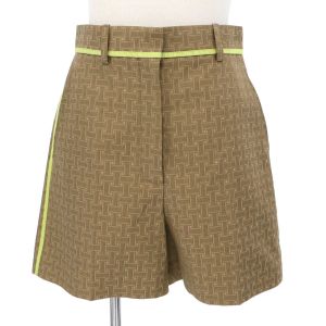 ショートパンツ