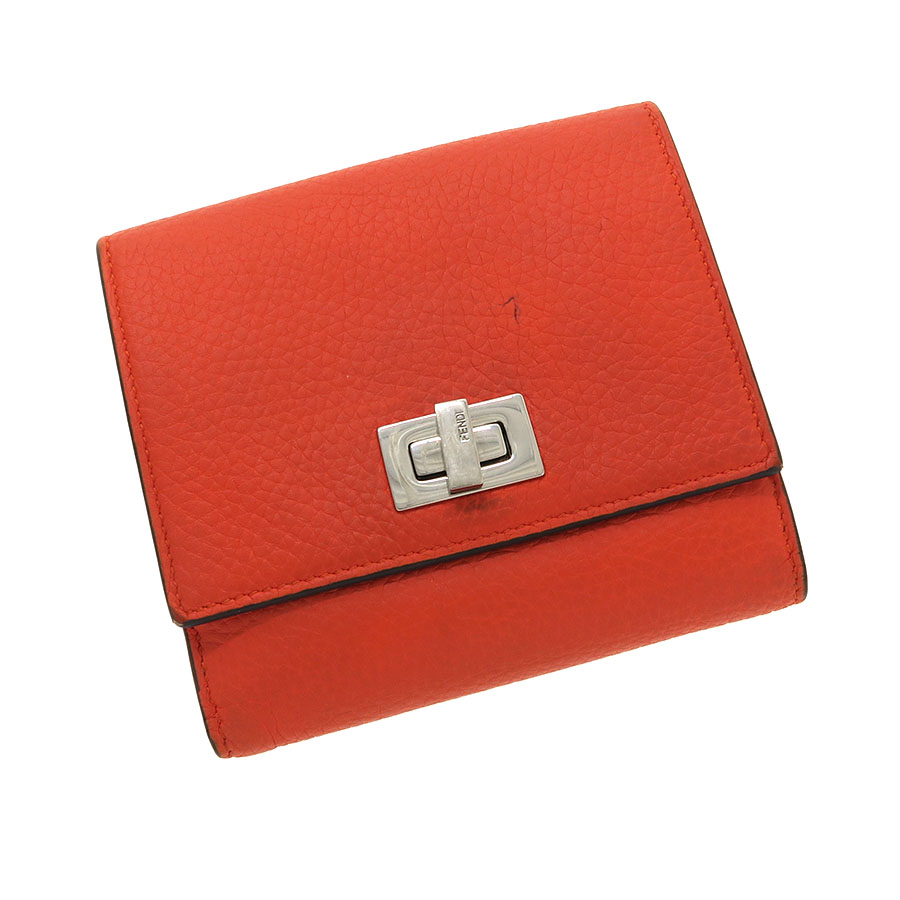 ピーカブー財布