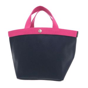 リュクストート