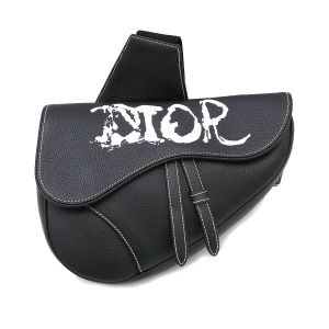 Saddle バッグ/ピータードイグ