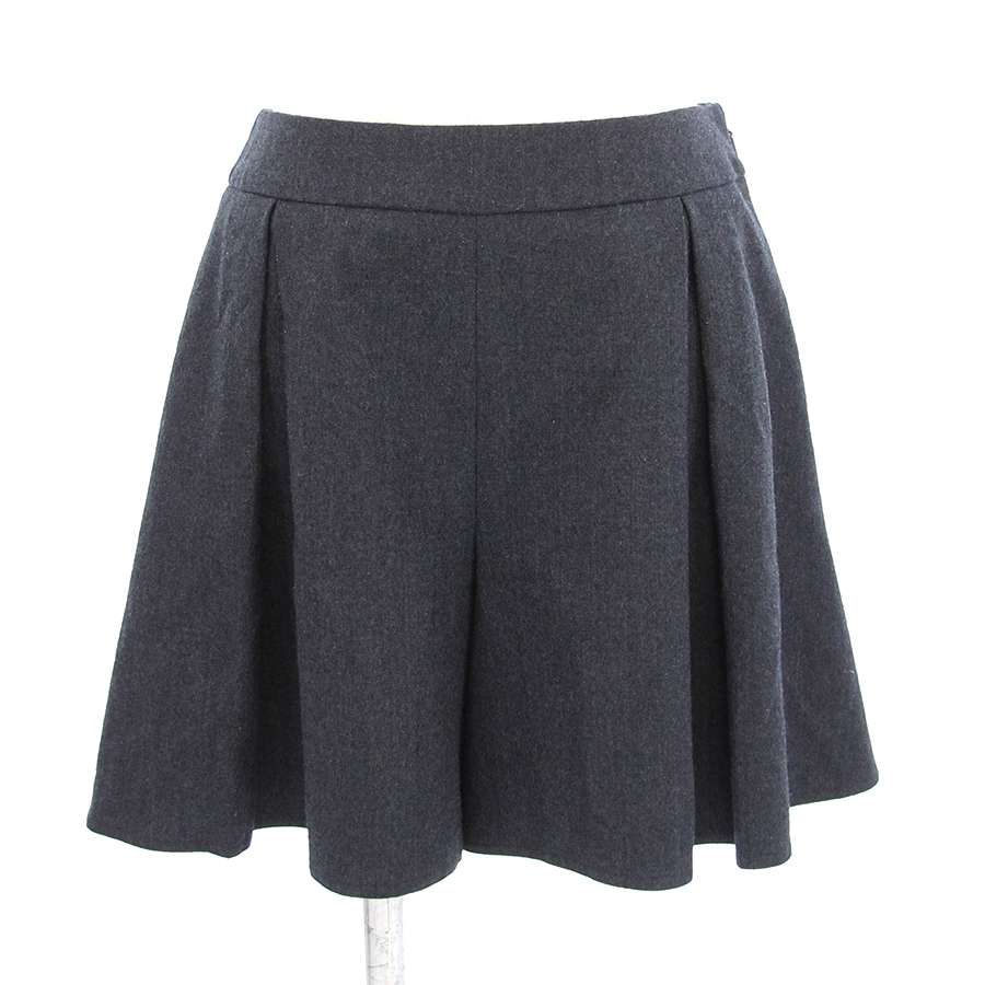 ショートパンツ