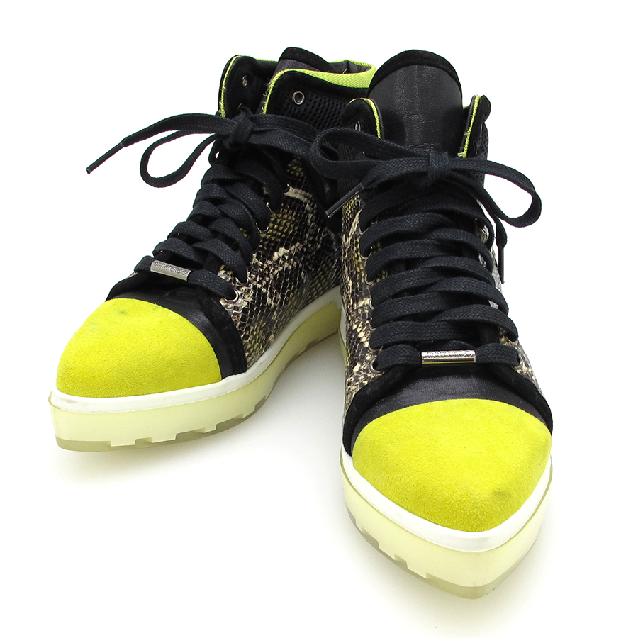 ハイカットスニーカー