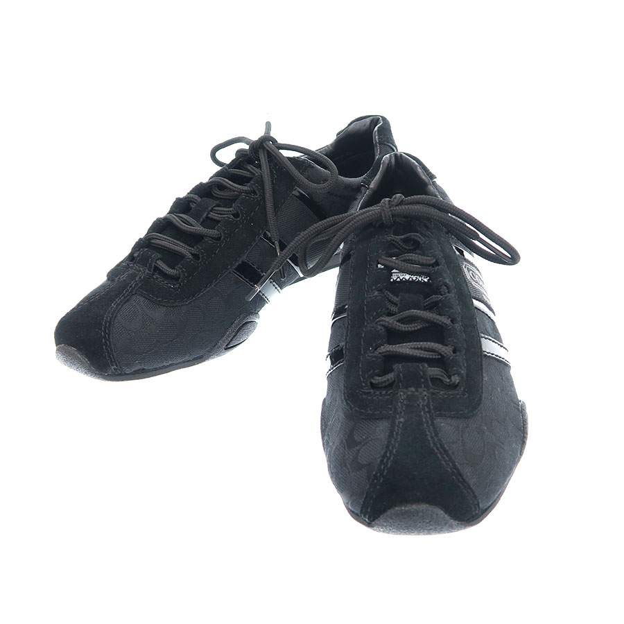 シグネチャー・スニーカー