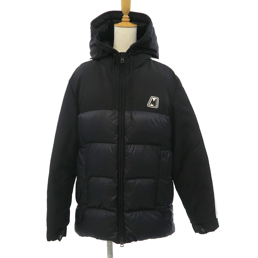 ダウンジャケット