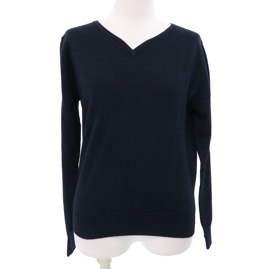 ニットトップス