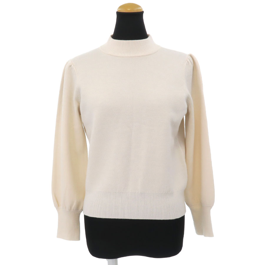 ニットトップス