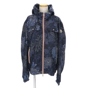 ダウンジャケット