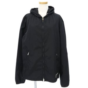 ナイロンジャケット
