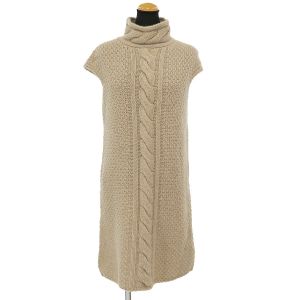 ニットワンピース