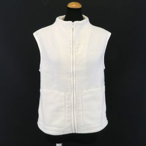 フリースベスト