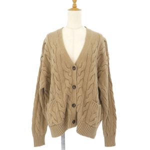 ニットカーディガン