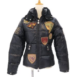 ダウンジャケット