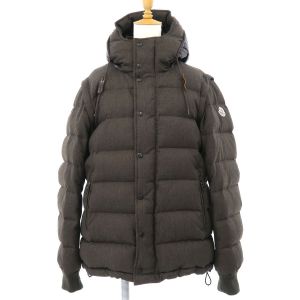 ダウンジャケット