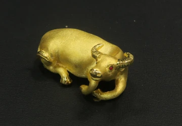 純金置物を金買取致しました