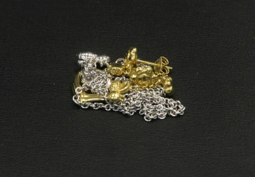 18金のネックレス等を金買取致しました